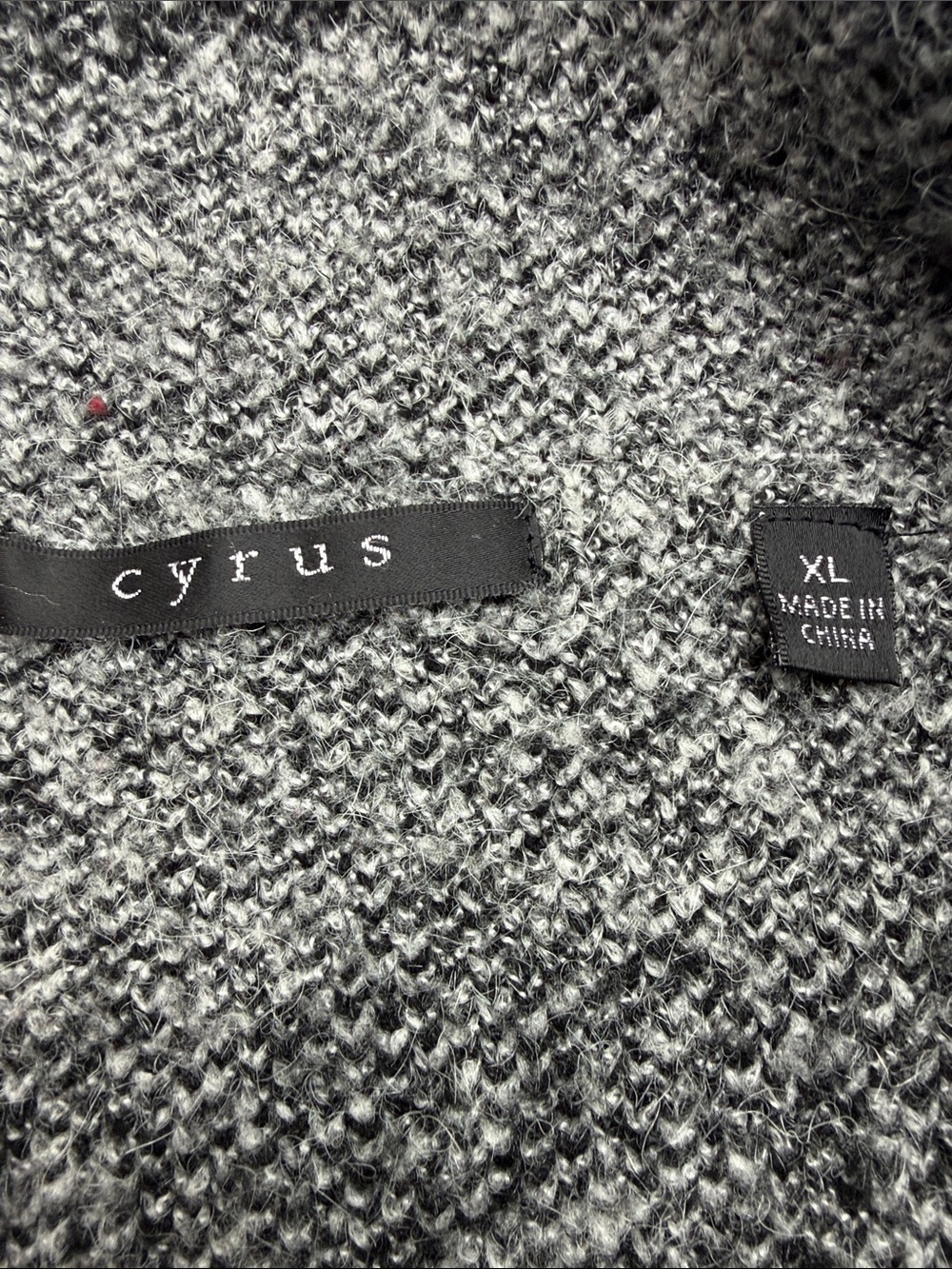 Cyrus Gray & White Plaid Long Cardigan front pockets - Picture 5 of 11